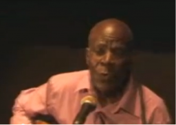 Jacques Loubelo - Chanteur guitariste congolais